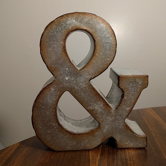 Hobby Lobby Accessories - *5 for $20* Rustic Ampersand decor
